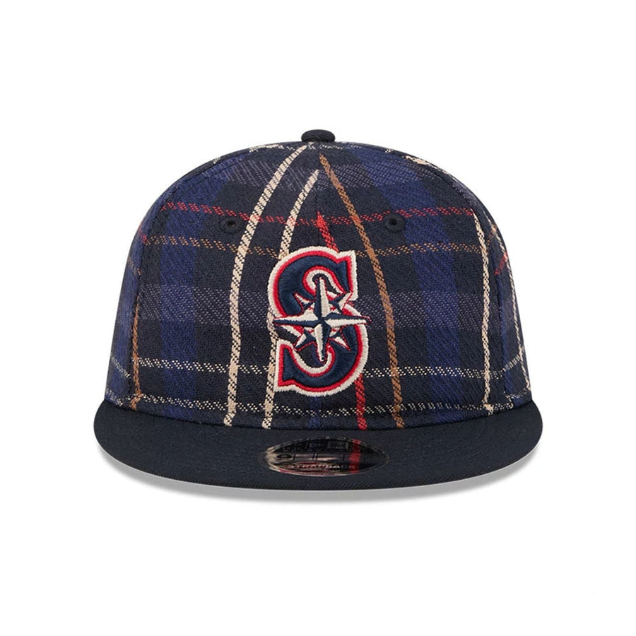 This is a Seattle Mariners MLB Grunge Style Plaid Open Blue Retro Crown 9FIFTY Adjustable Cap 3
