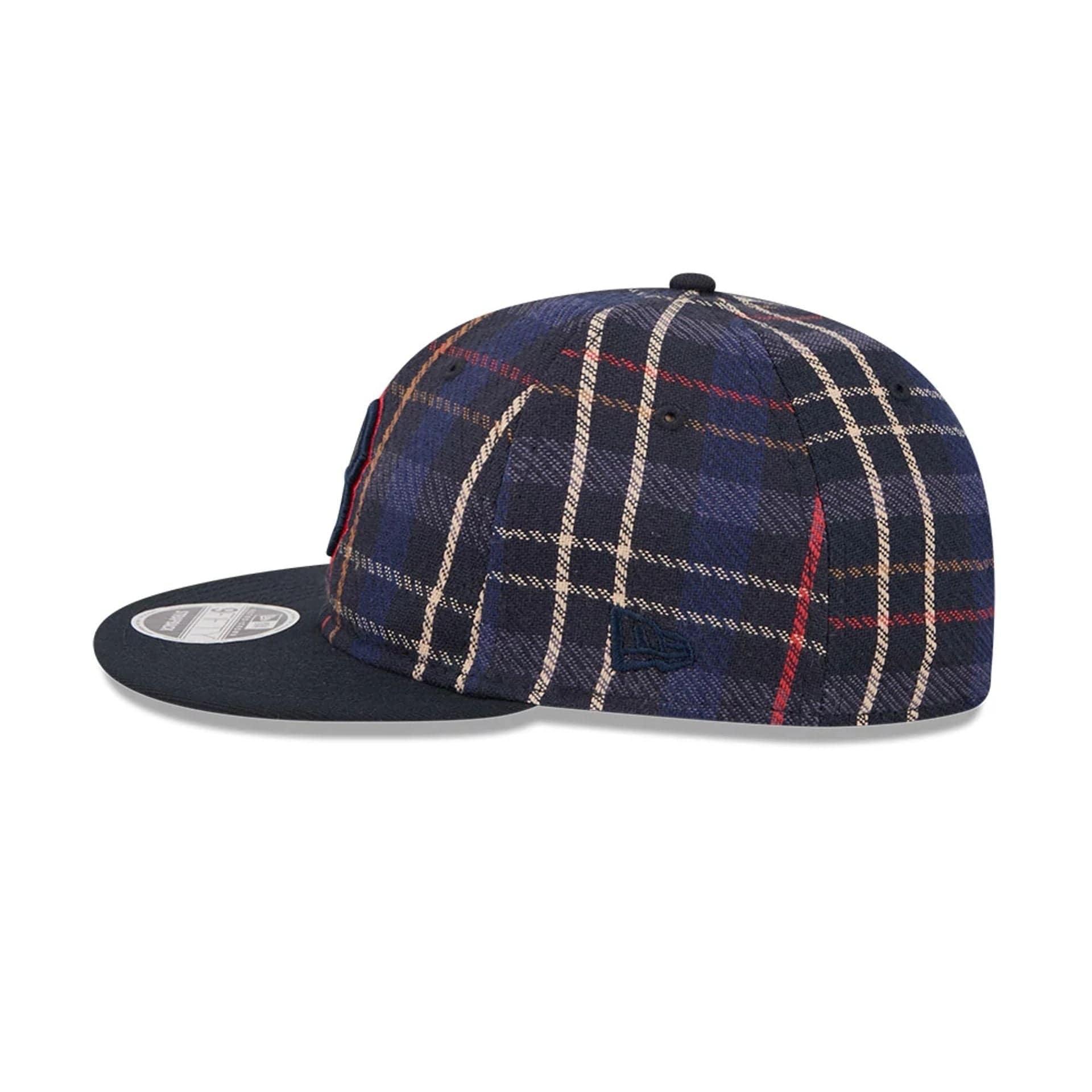 This is a Boston Red Sox MLB Grunge Style Plaid Open Blue Retro Crown 9FIFTY Adjustable Cap 5