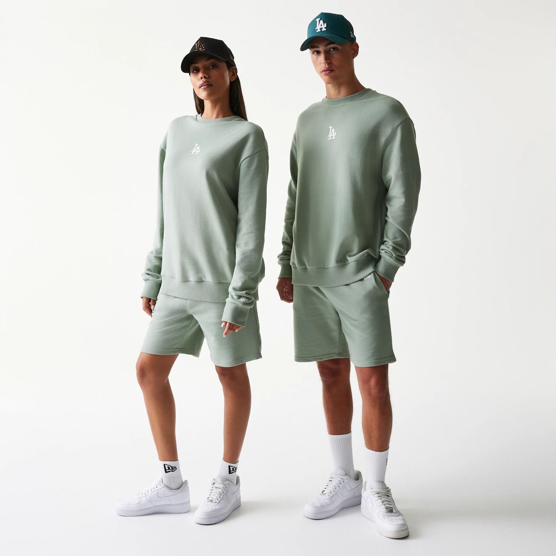 MLB Midi LA Dodgers Pastel Green Oversized Crew Neck Sweater | NEC EU