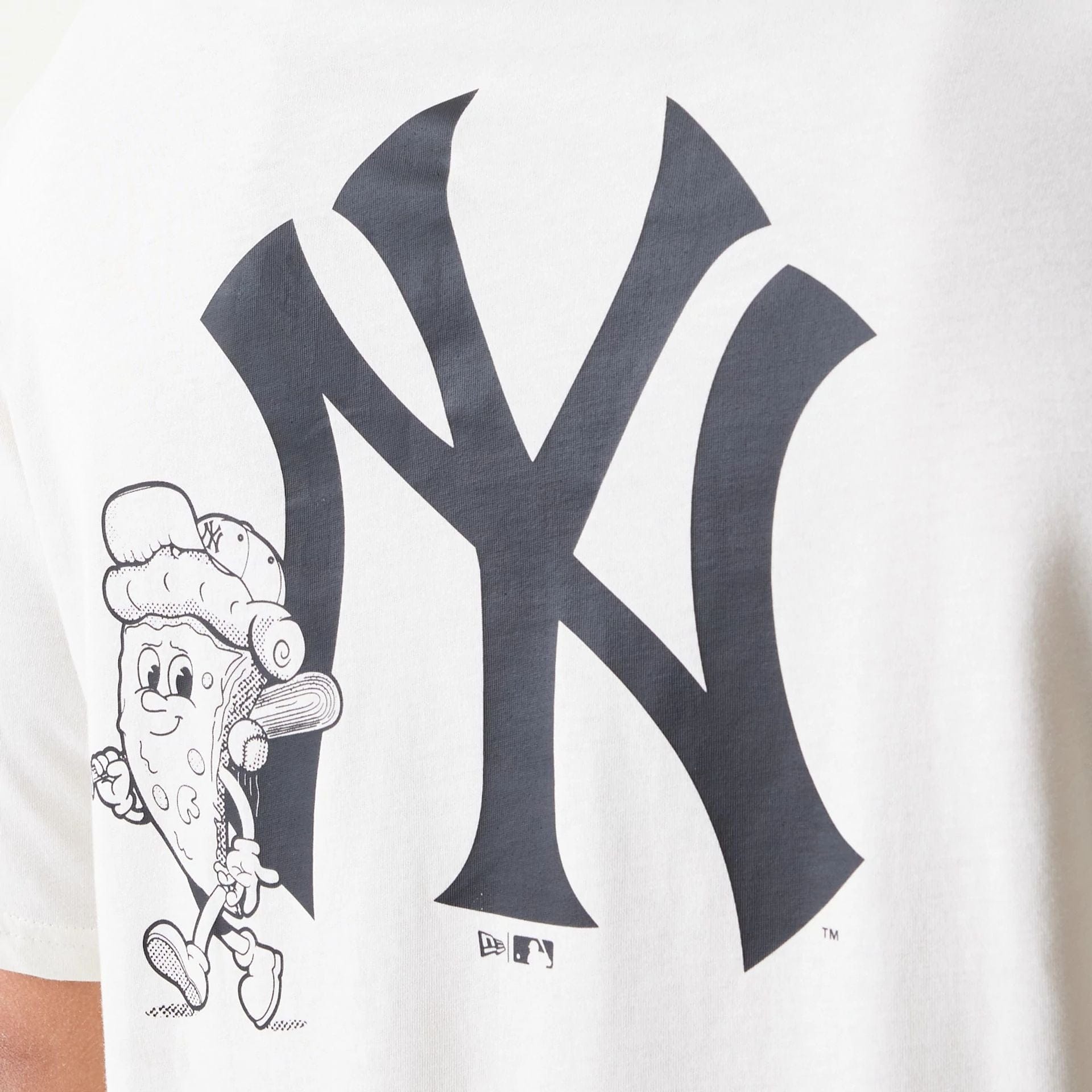 The model is wearing this MLB Food Graphic New York Yankees T-Shirt in open white. 8