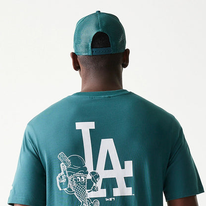 The model is wearing this MLB Food Graphic LA Dodgers T-Shirt in dark green. 7