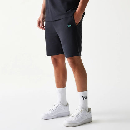 The model is wearing this NBA League Essential Chicago Bulls Shorts in black. 6
