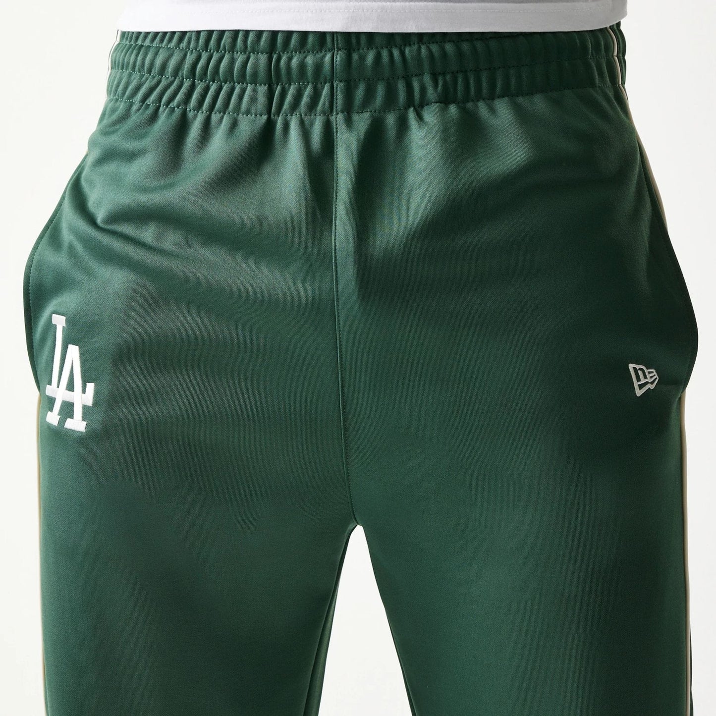 The model is wearing this MLB Piping LA Dodgers Straight Leg Joggers in dark green. 5