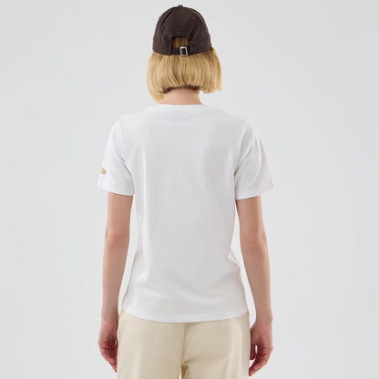 The model is wearing this Womens MLB Infill New York Yankees T-shirt in white. 2