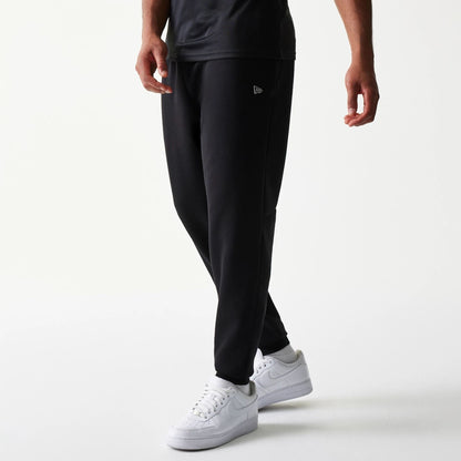 The model is wearing this MLB New York Yankees Joggers in black. 1