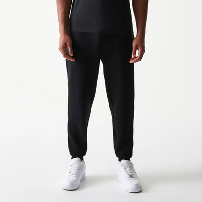 The model is wearing this MLB New York Yankees Joggers in black. 3