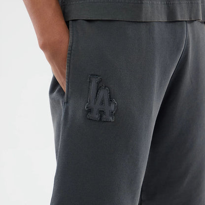 The model is wearing this MLB Washed LA Dodgers Shorts in Dark Grey. 3
