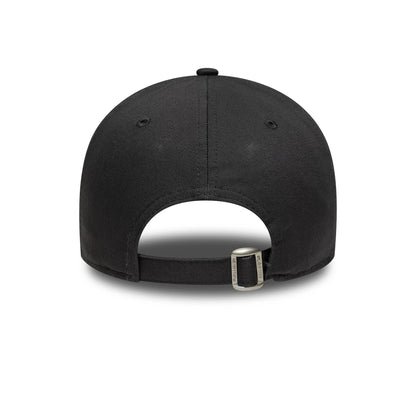 Pictured is this MLB League Essential New York Yankees 9FORTY in charcoal. 4