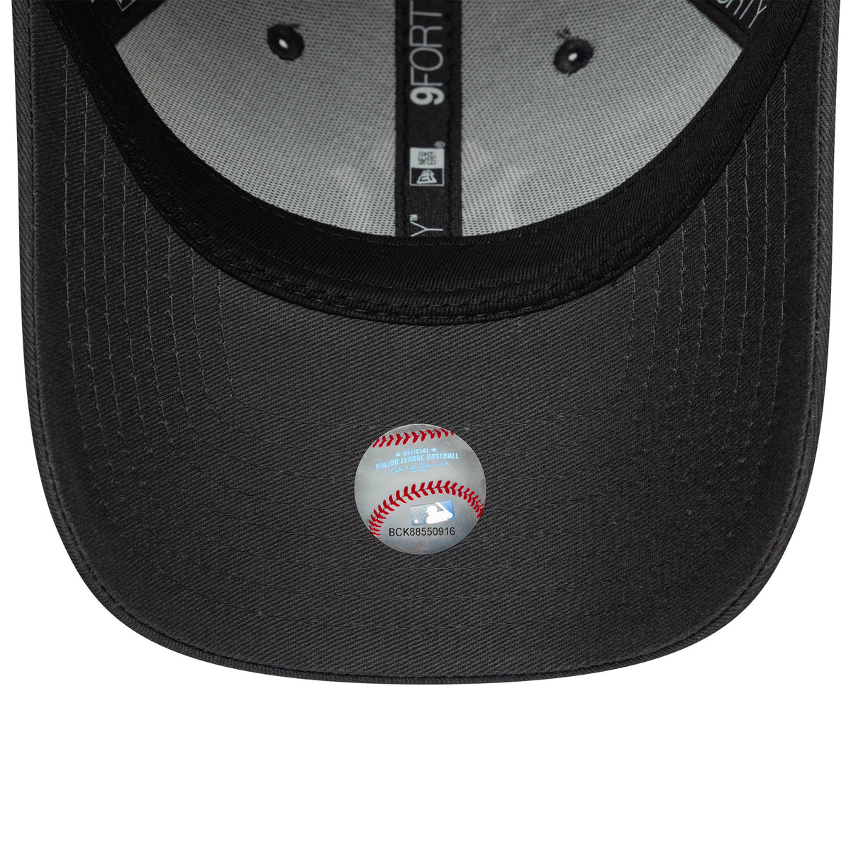 Pictured is this MLB League Essential New York Yankees 9FORTY in charcoal. 5
