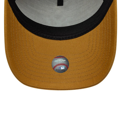 Pictured is this MLB League Essential New York Yankees 9FORTY E-Frame in beige. 5
