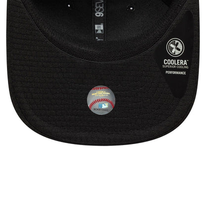 Pictured is this MLB Flawless Mesh New York Yankees 9SEVENTY Stretch Snap in black. 5
