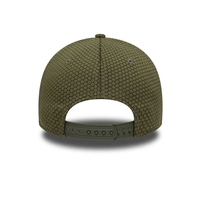 Pictured is this MLB Flawless Mesh LA Dodgers 9FORTY in green. 4