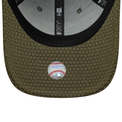 Pictured is this MLB Flawless Mesh LA Dodgers 9FORTY in green. 5