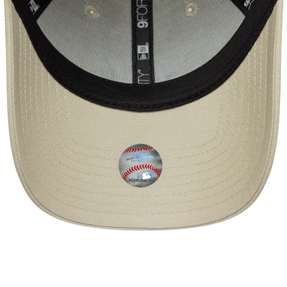 New York Yankees Womens MLB Floral Light Beige New Era 9FORTY Cap, inside view showing black sweatband, beige undervisor, and three black taping strips with the 9FORTY label in white, along with a baseball sticker on the centre.