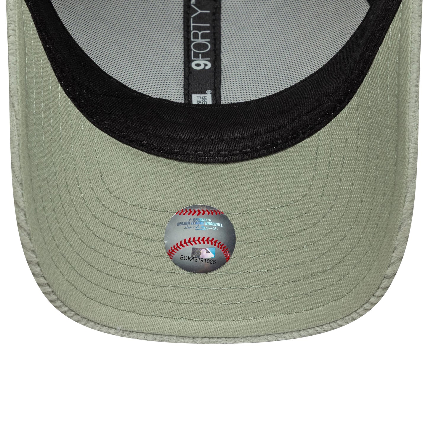 Pictured is this Womens MLB Pastel Cord New York Yankees 9FORTY M-Crown in pastel green. 5