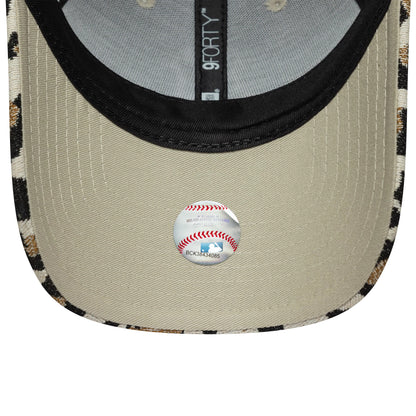 Pictured is this Womens MLB Leopard Midi New York Yankees 9FORTY in light beige. 5