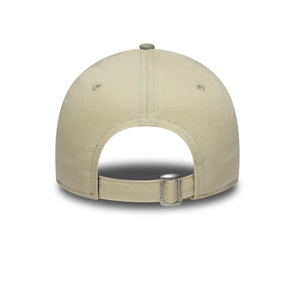 Pictured is this Youth MLB League Essential New York Yankees 9FORTY in cream. 4
