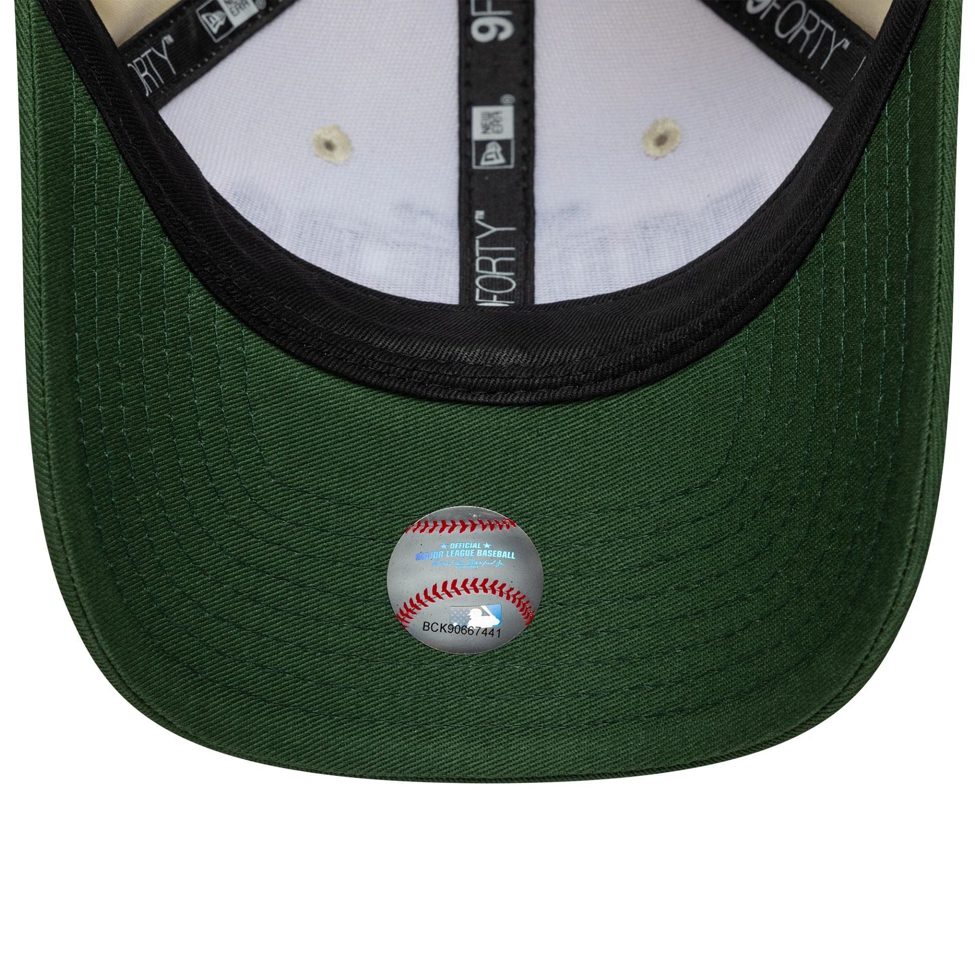 Pictured is this Youth MLB Wordmark LA Dodgers 9FORTY M-Crown in light beige. 5