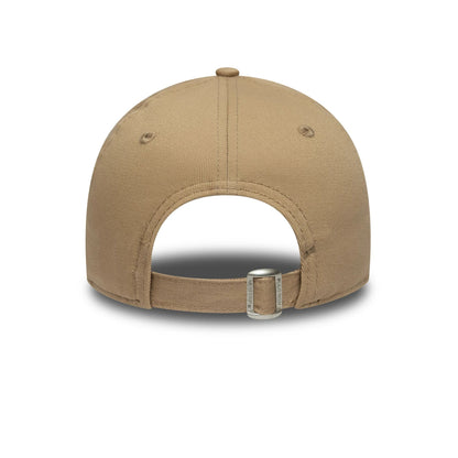Pictured is this Youth MLB Animal Infill LA Dodgers 9FORTY in light beige. 4