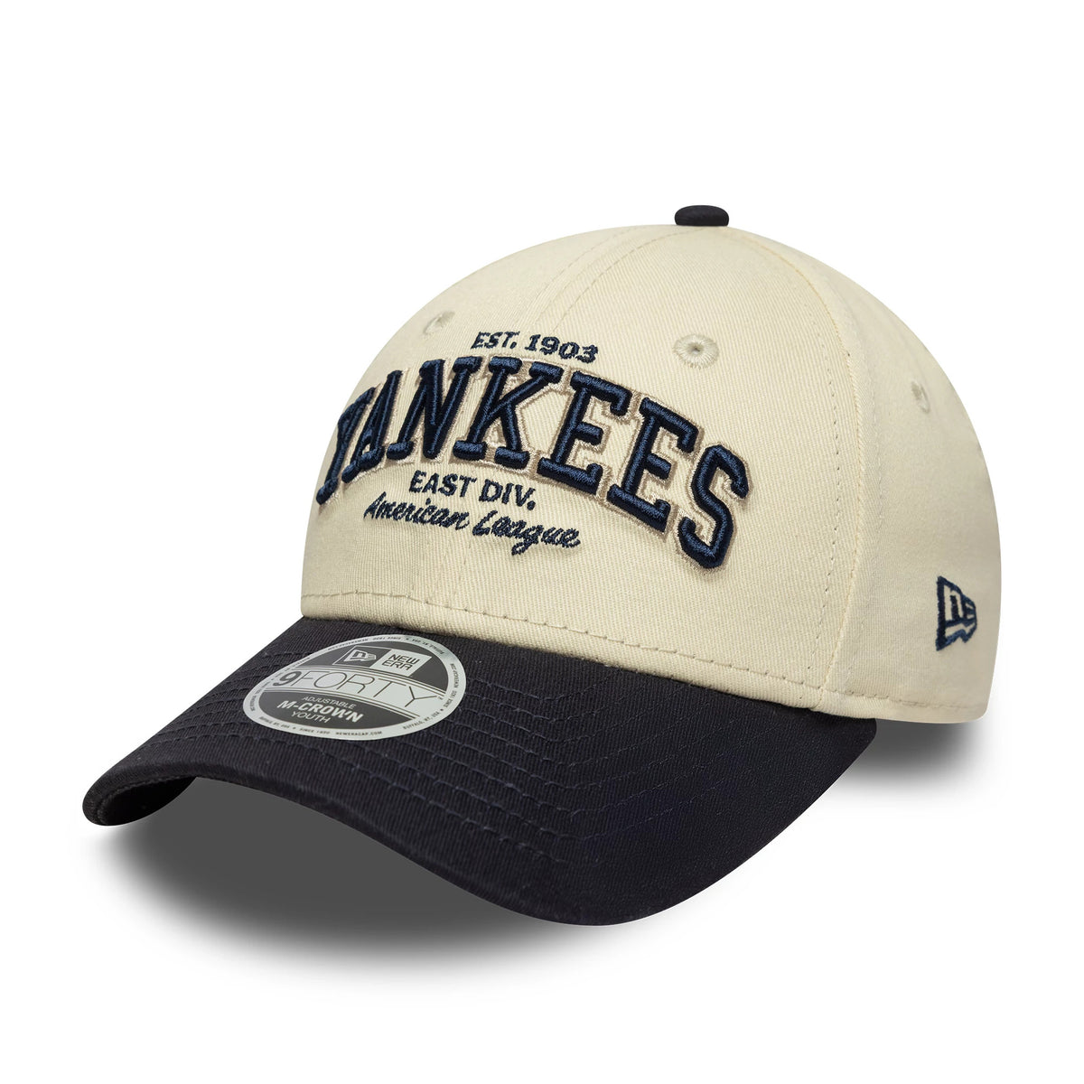 New York Yankees Youth MLB Wordmark Black New Era 9FORTY M-Crown Cap, three-quarter view showing raised navy Yankees embroidery across the cream front panel, with a black curved visor and a 9FORTY size sticker on top.