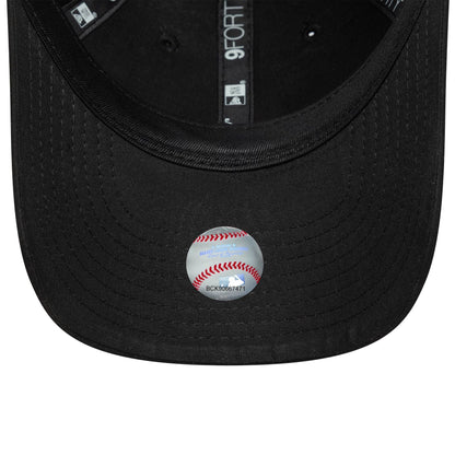 Pictured is this Youth MLB Flawless New York Yankees 9FORTY in black. 5