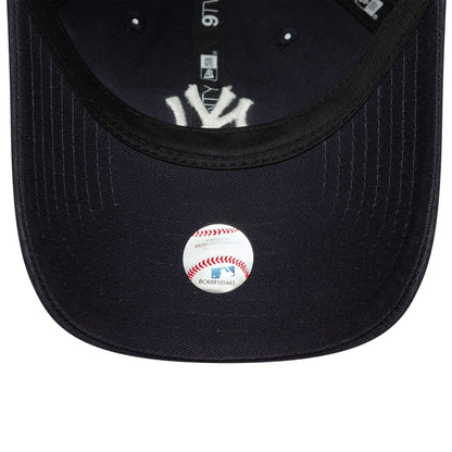 Pictured is this MLB Washed Script New York Yankees 9TWENTY in navy. 6