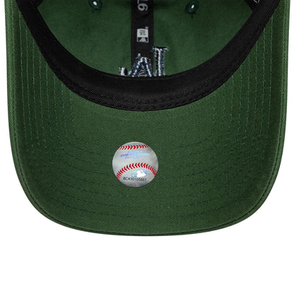 Pictured is this MLB Washed Script LA Dodgers 9TWENTY in dark green. 5