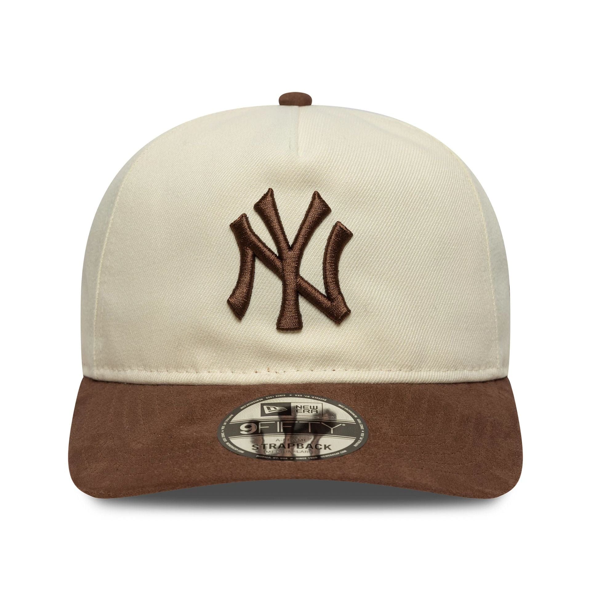 Pictured is this MLB Suede Visor New York Yankees 9FIFTY A-Frame Snapback in light beige. 2