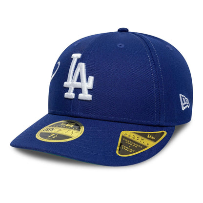 Pictured is this MLB Est Script LA Dodgers Low Profile 59FIFTY Fitted in dark blue. 4