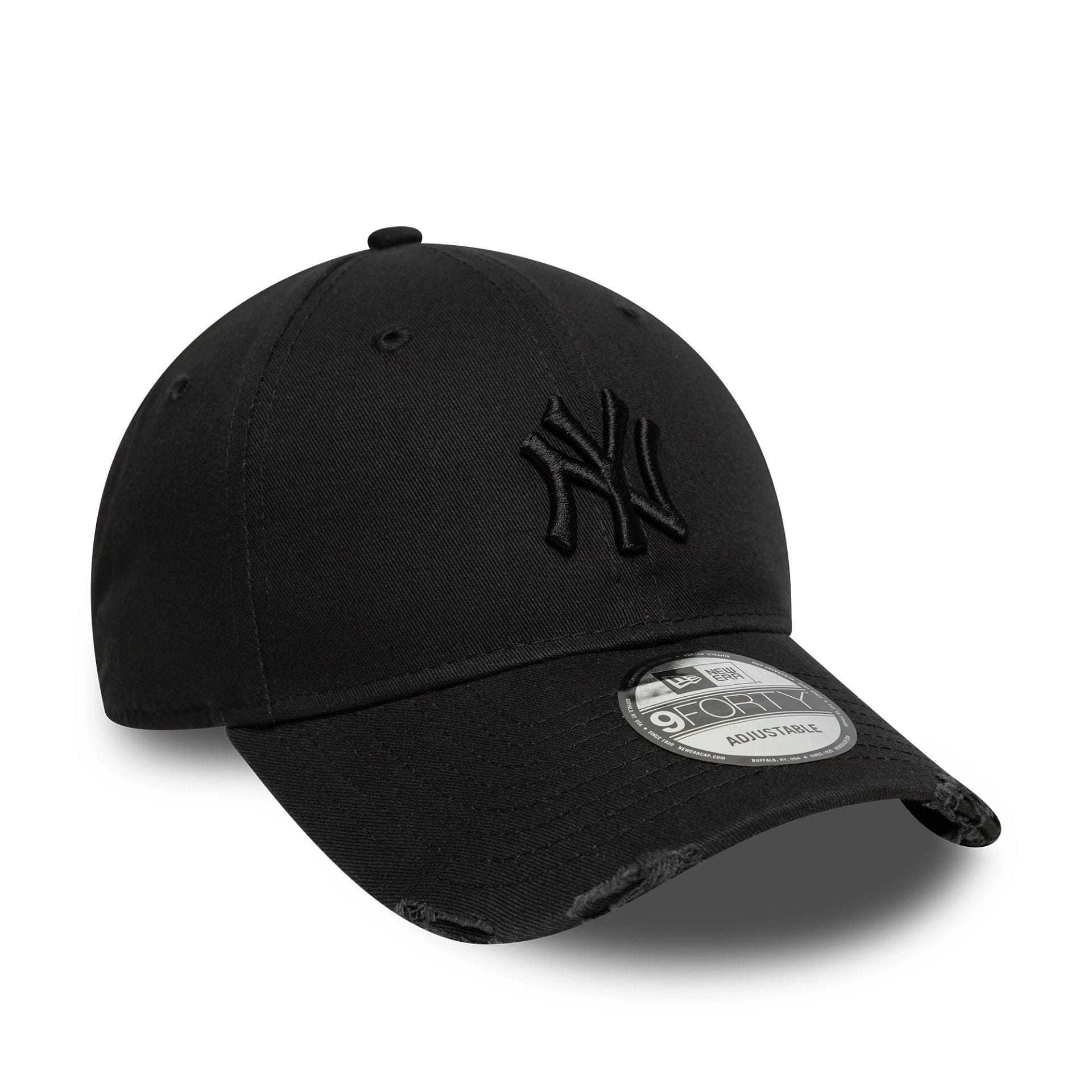 Pictured is this MLB Washed Distressed New York Yankees 9FORTY in black. 3