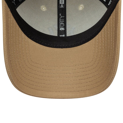 Pictured is this MLB Colour Block New York Yankees 9FORTY in Cream. 5