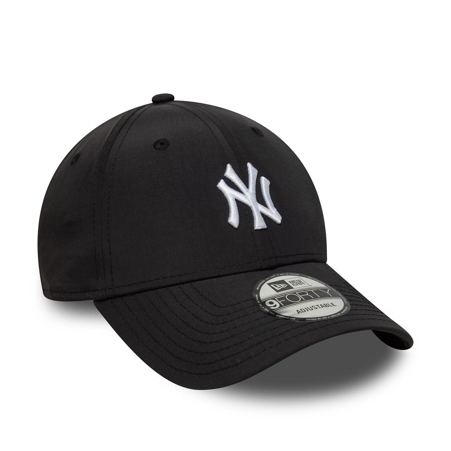 Pictured is this MLB Recycled Midi New York Yankees 9FORTY in black. 3