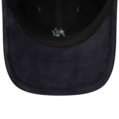 Pictured is this MLB Suede New York Yankees 9TWENTY in navy. 5