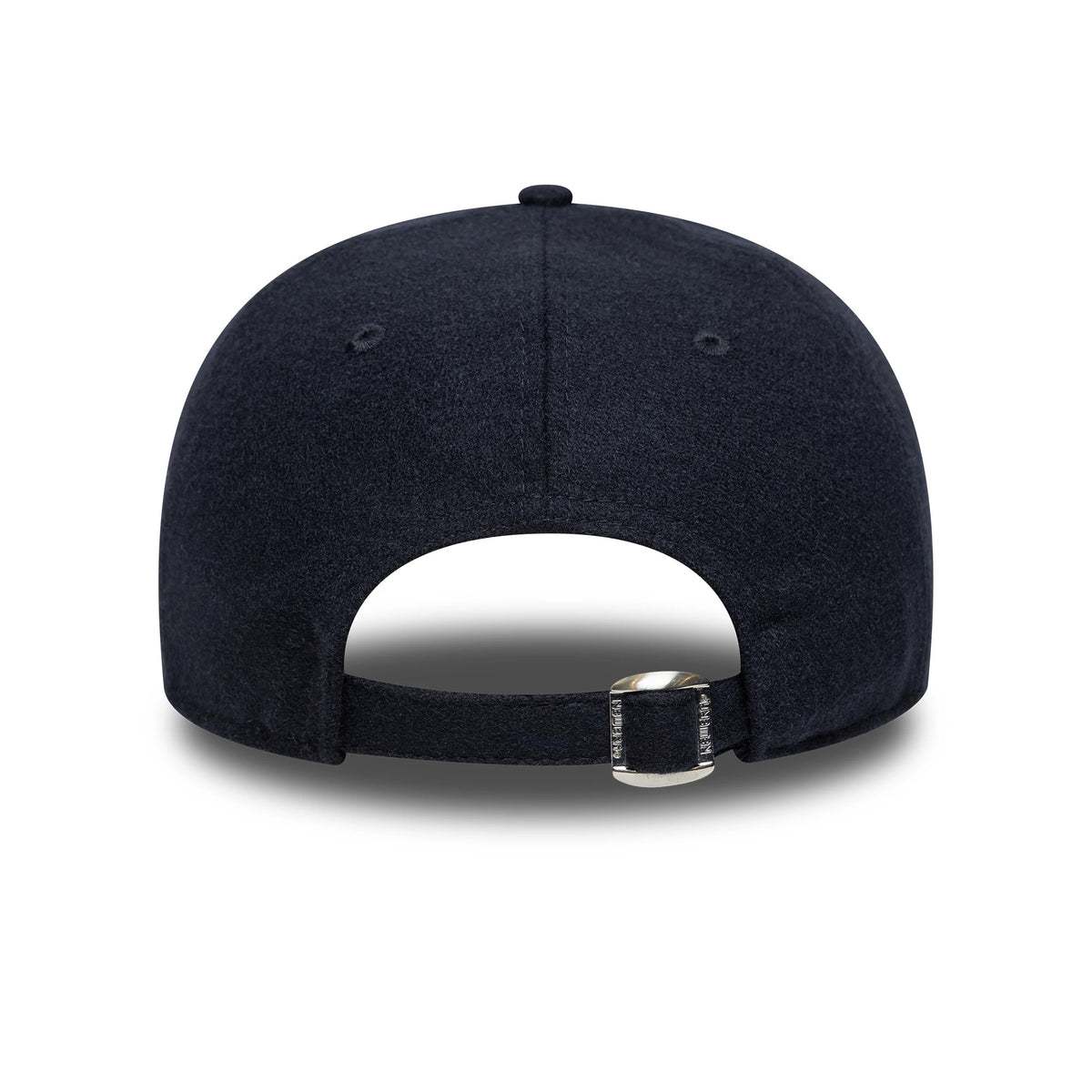 New York Yankees MLB Heritage Navy Retro Crown New Era 9FIFTY Cap, rear view showing a navy adjustable strap with a buckle, plain navy back panels, and the top button centred above.