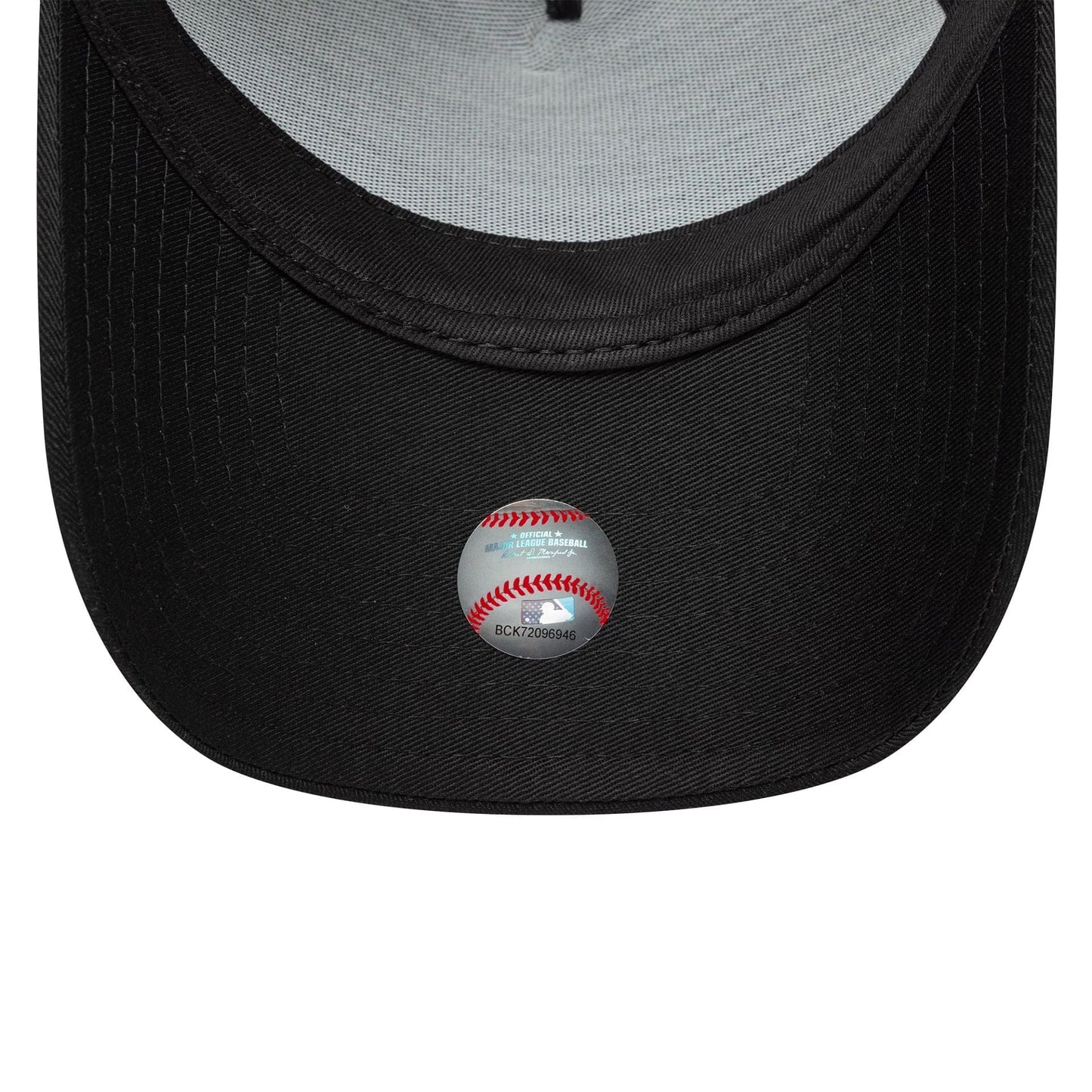 Pictured is this MLB Metallic New York Yankees 9FORTY E-Frame in black. 5