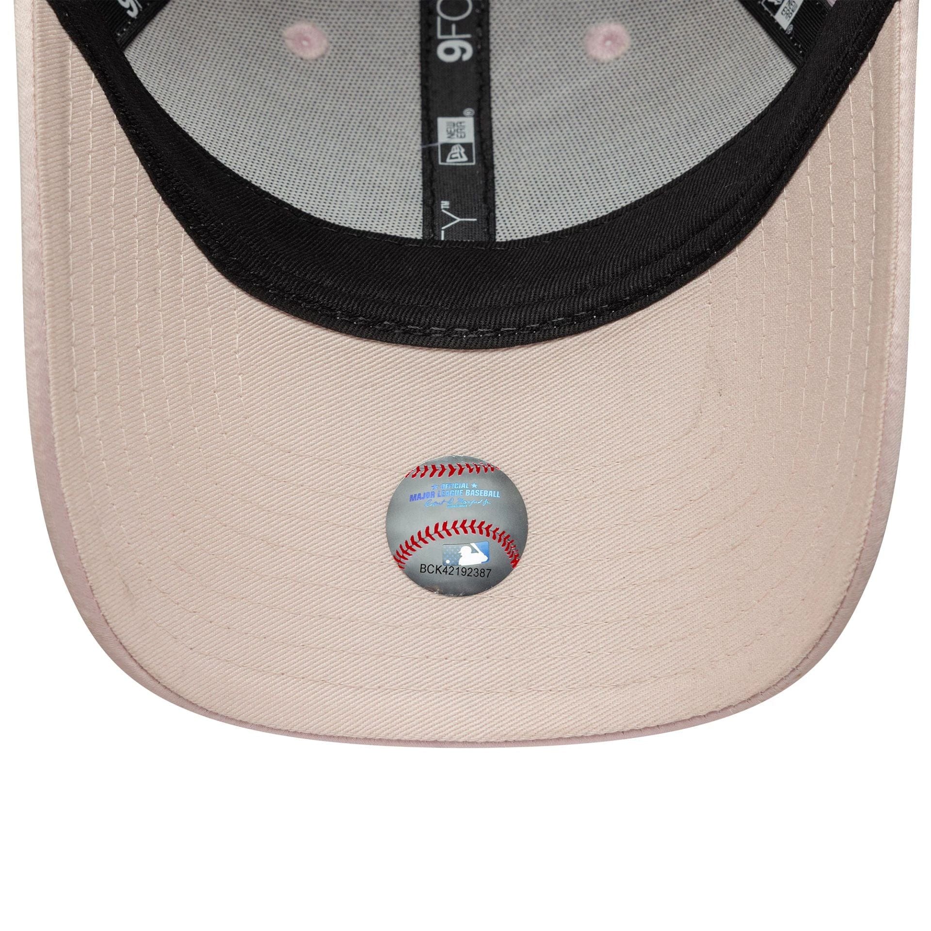 Pictured is this Womens MLB Satin New York Yankees 9FORTY in pastel pink. 5