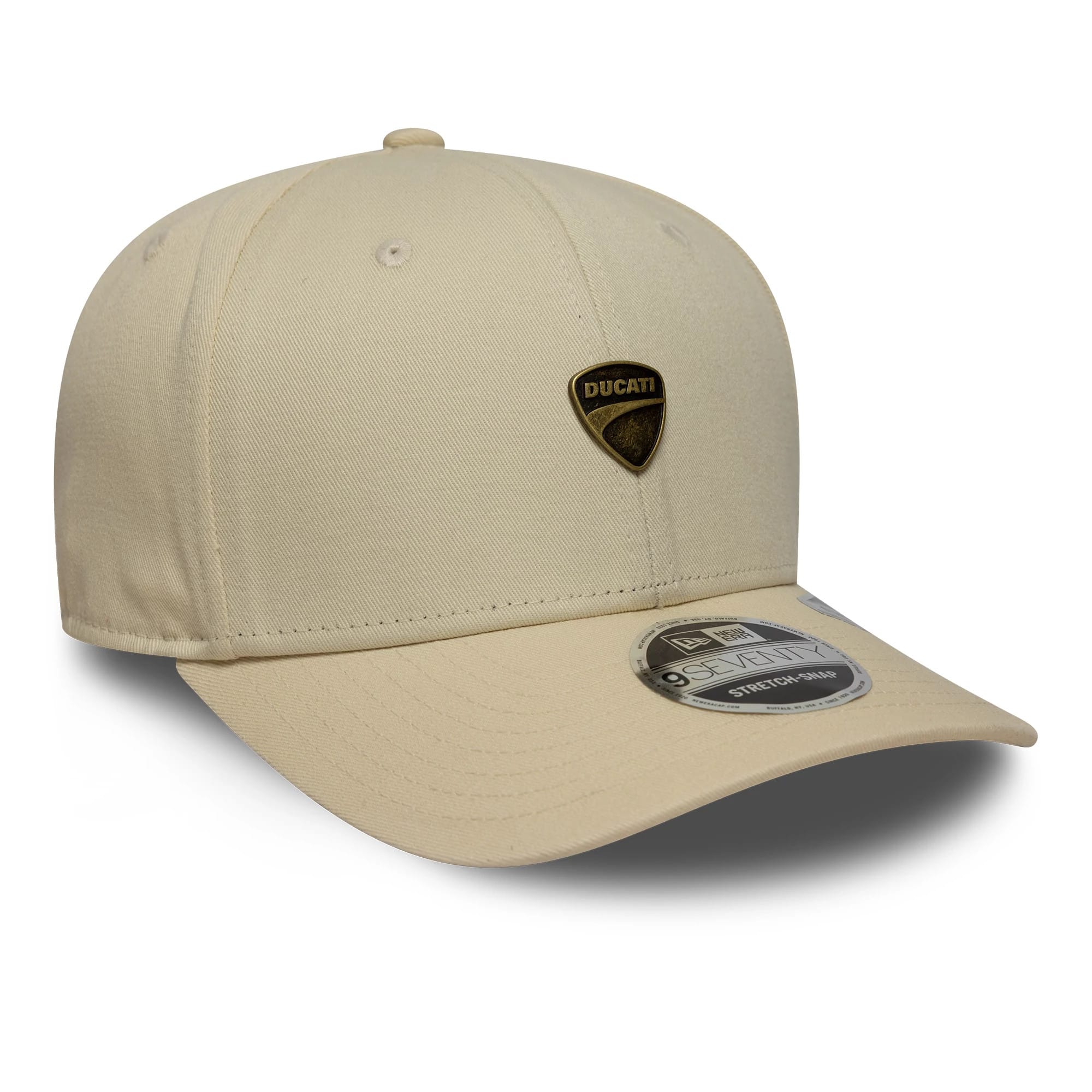 Pictured is this Ducati Motor Logo 9SEVENTY Stretch Snap in light beige. 3