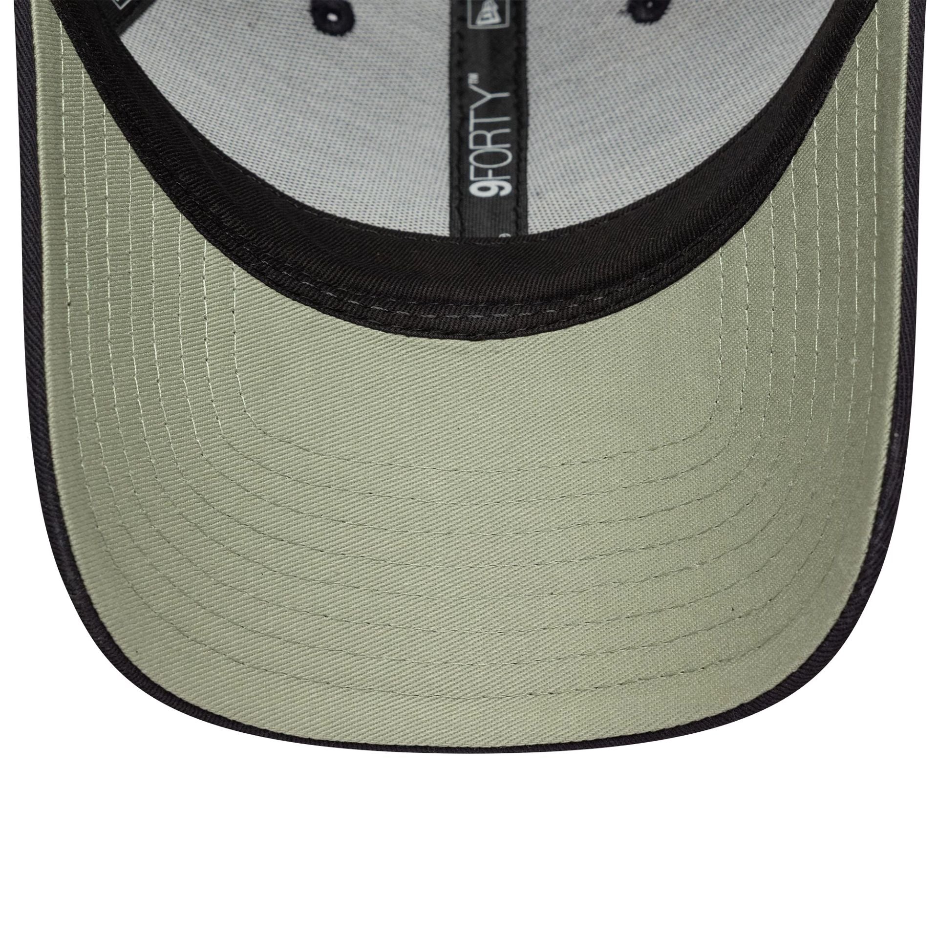 Pictured is this Newcastle United FC Logo 9FORTY in navy. 2