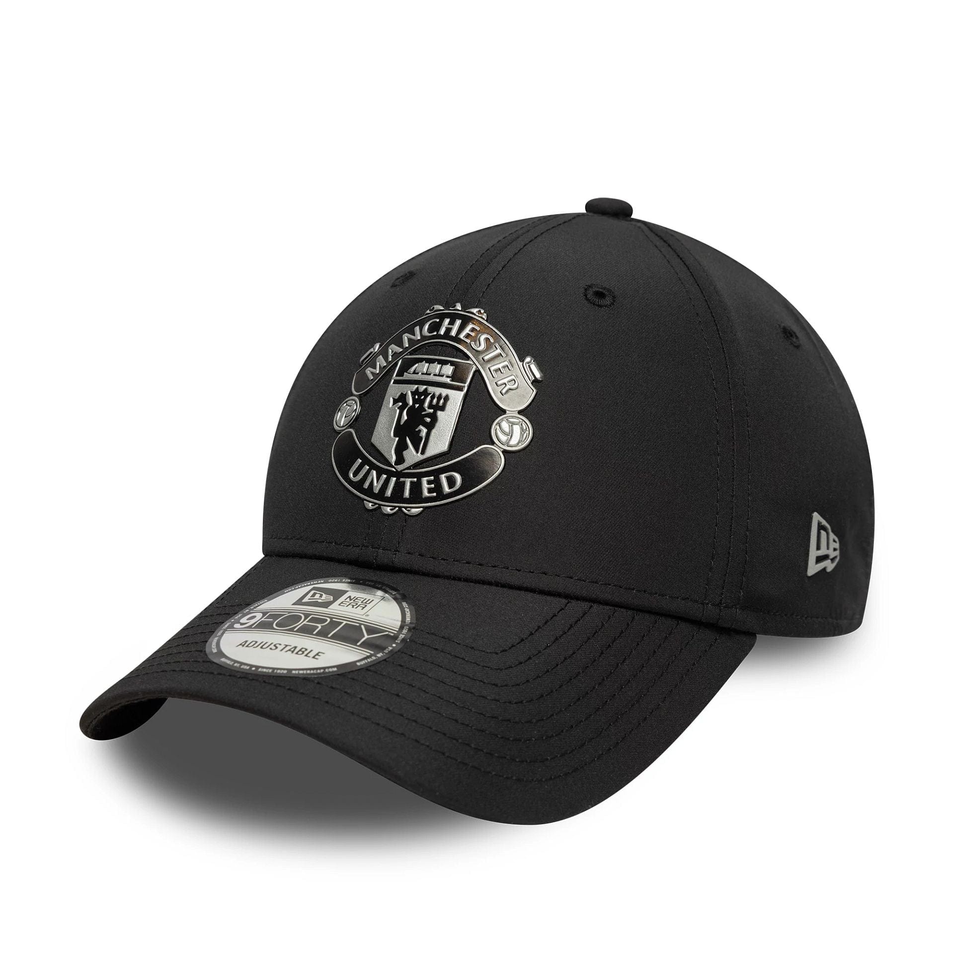 Pictured is this Manchester United FC Reflective 9FORTY in black. 1