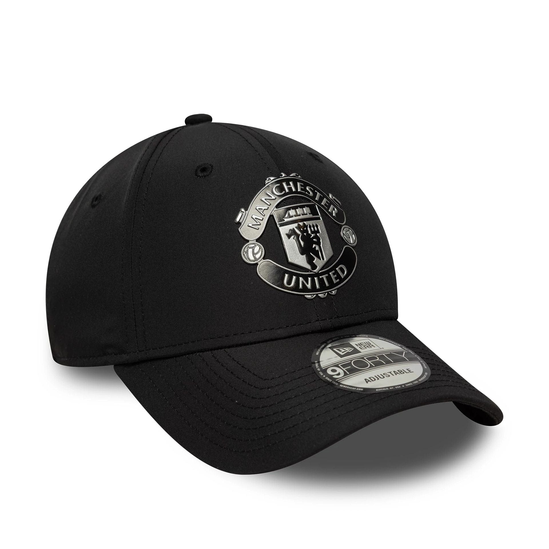 Pictured is this Manchester United FC Reflective 9FORTY in black. 3