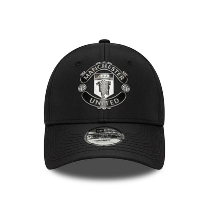 Pictured is this Youth Reflective Manchester United FC 9FORTY in black. 2