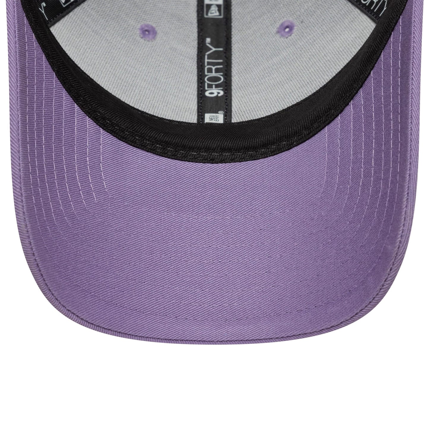 Pictured is this Tottenham Hotspur FC 9FORTY adjustable cap in pastel purple. 5