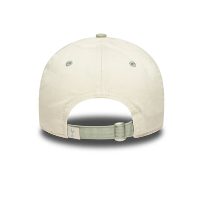 Pictured is this Womens Tottenham Hotspur FC Wordmark 9TWENTY in pastel green. 4