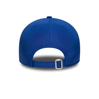 Pictured is this Chelsea FC Lion Crest Retro 9FORTY in blue. 4