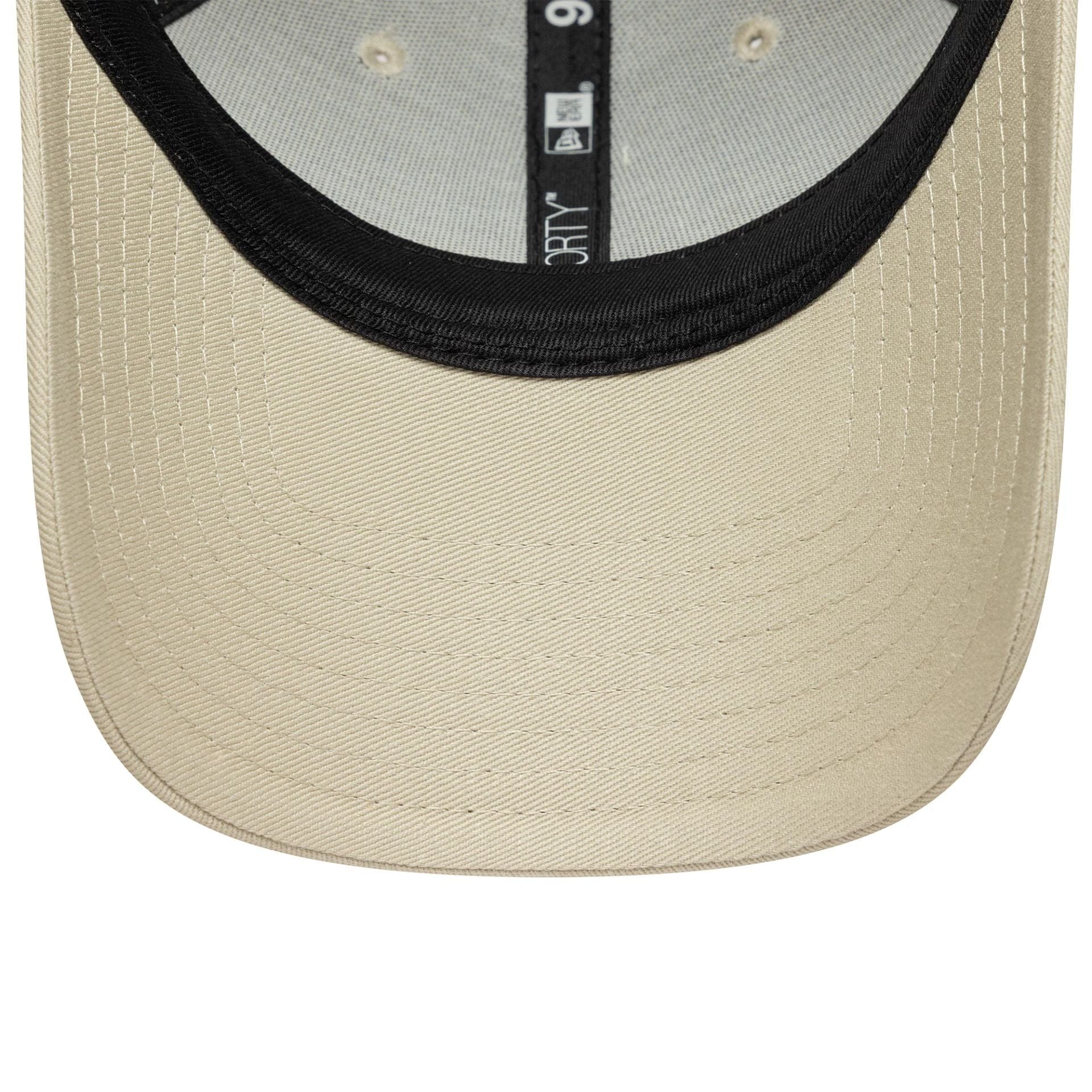 Pictured is this Visa Cash App Racing Bulls 9FORTY in Cream. 5