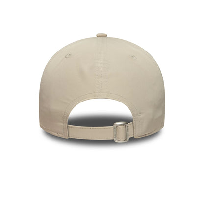 Pictured is this AS Roma Streetwear 9FORTY in light beige. 4