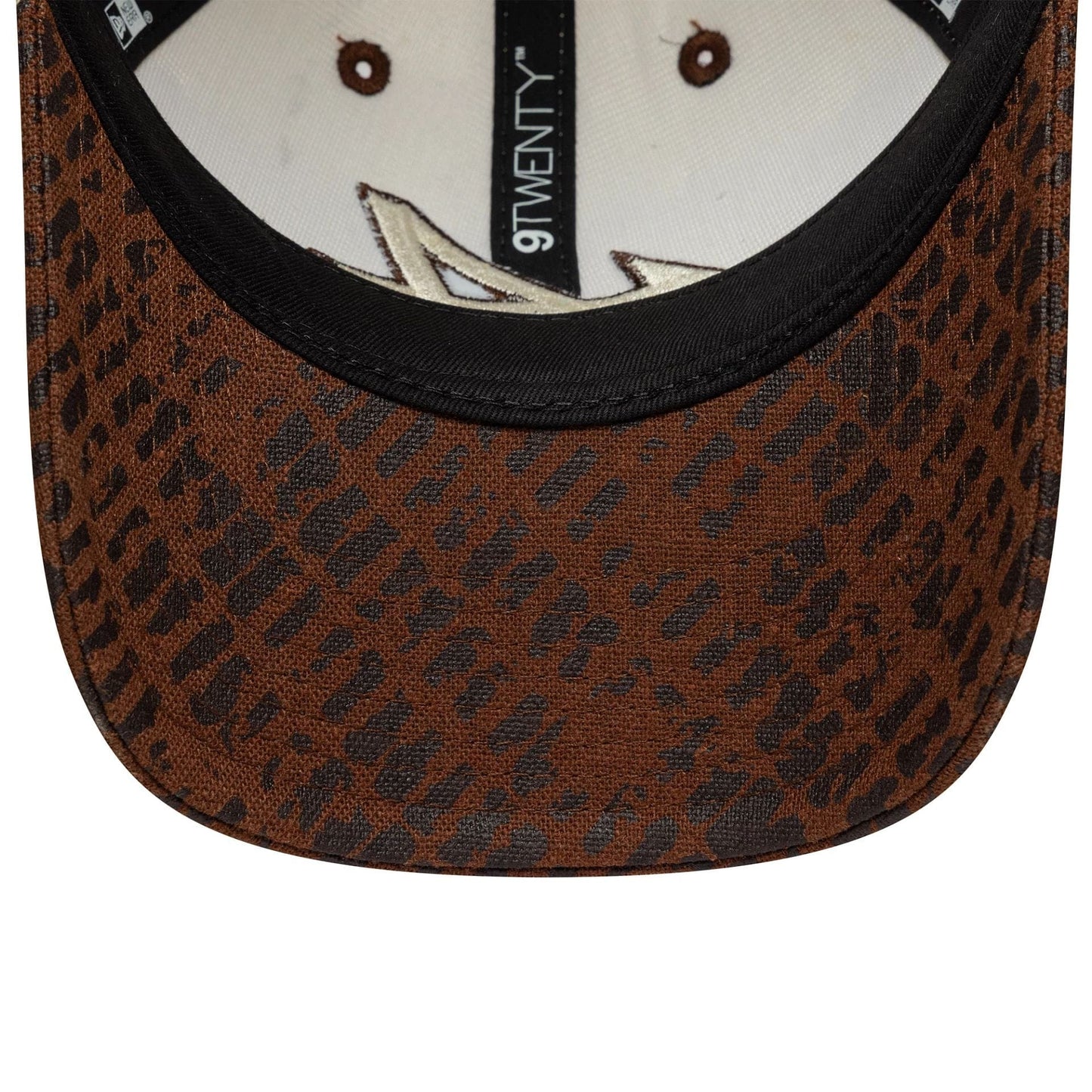 Pictured is this Heritage Alpine Racing 9TWENTY in Dark Brown. 5