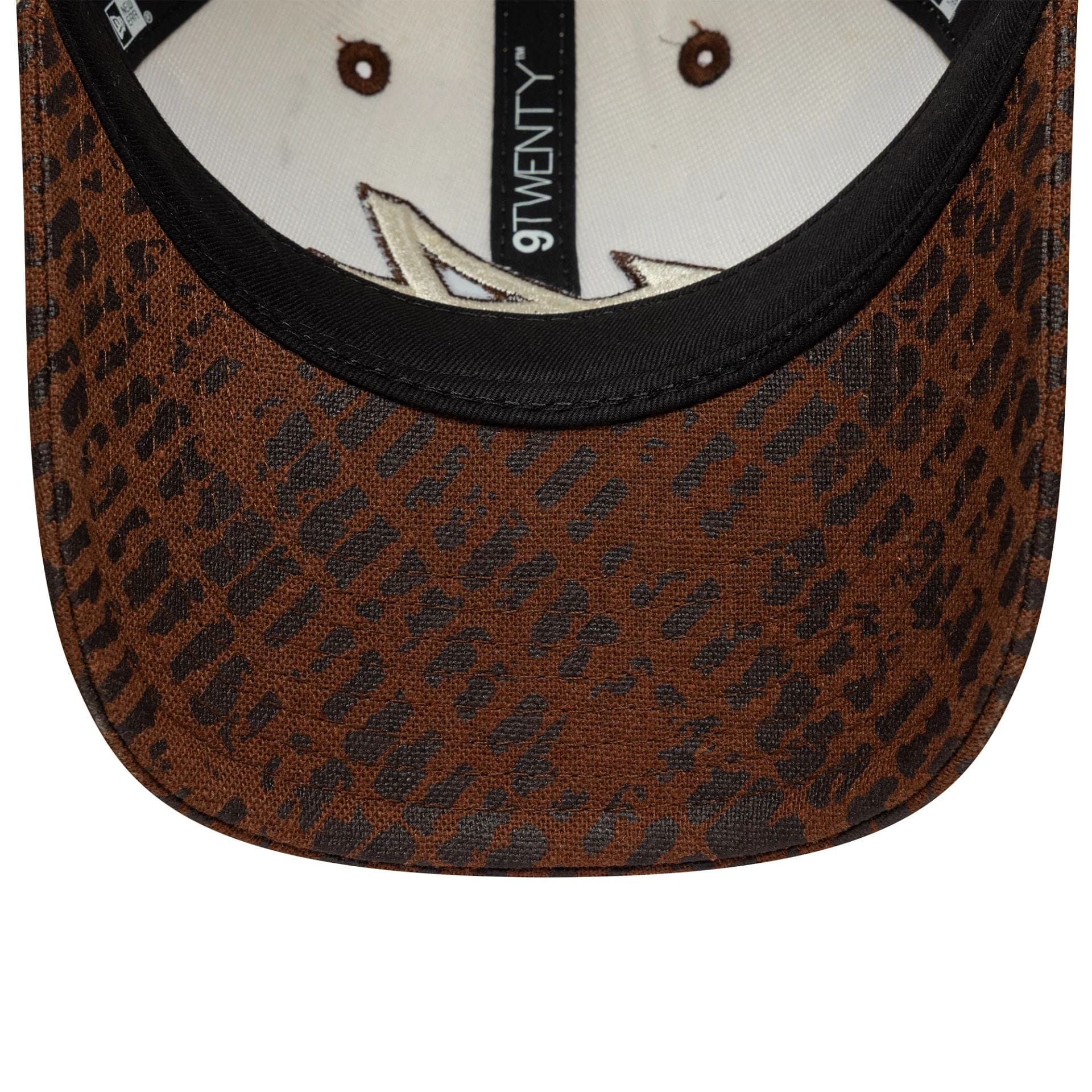 Pictured is this Heritage Alpine Racing 9TWENTY in Dark Brown. 5