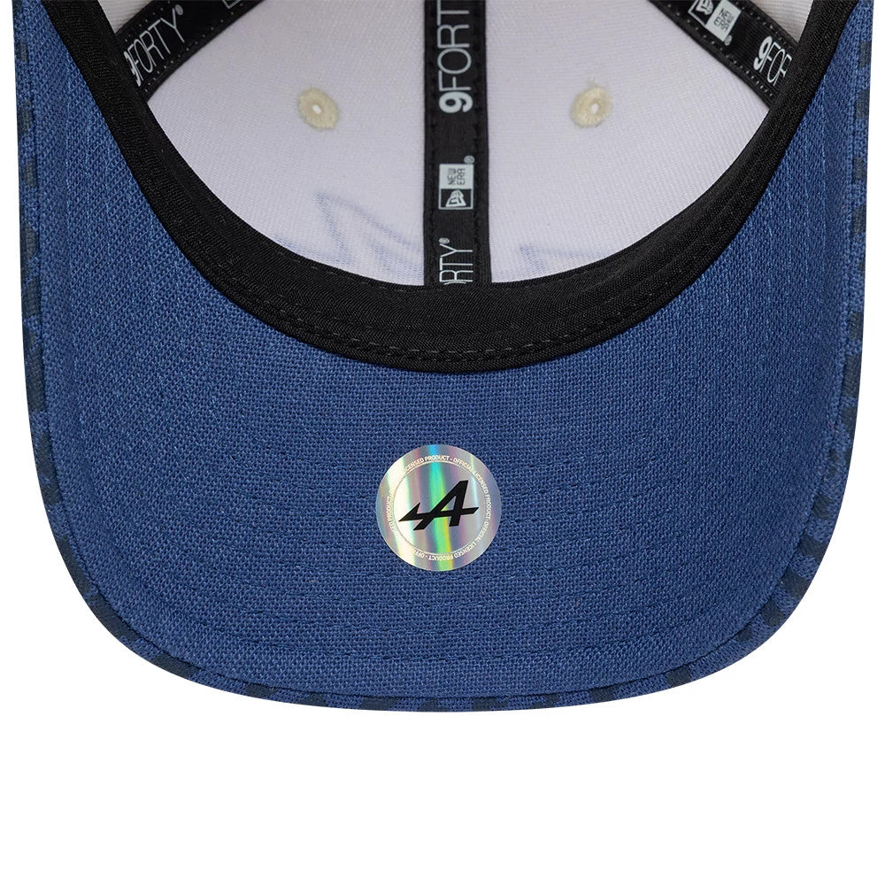 Pictured is this Heritage Alpine Racing 9FORTY M-Crown in Dark Blue. 5