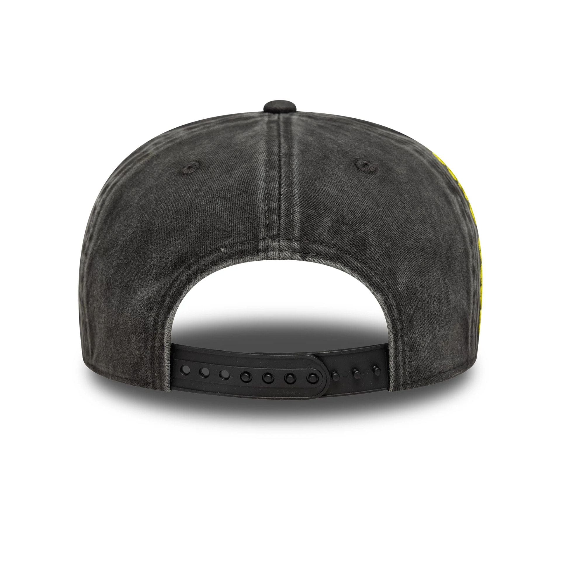 Pictured is this Washed Moto Guzzi 9SEVENTY Stretch Snap in black. 4